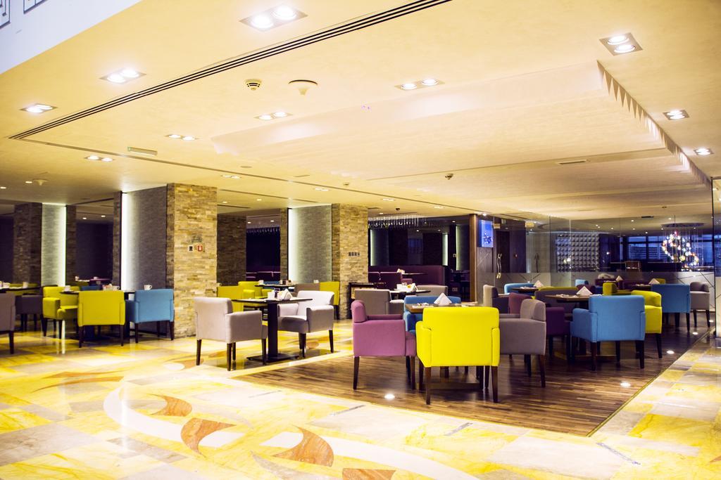 Halo Hotel Dubai Exterior foto