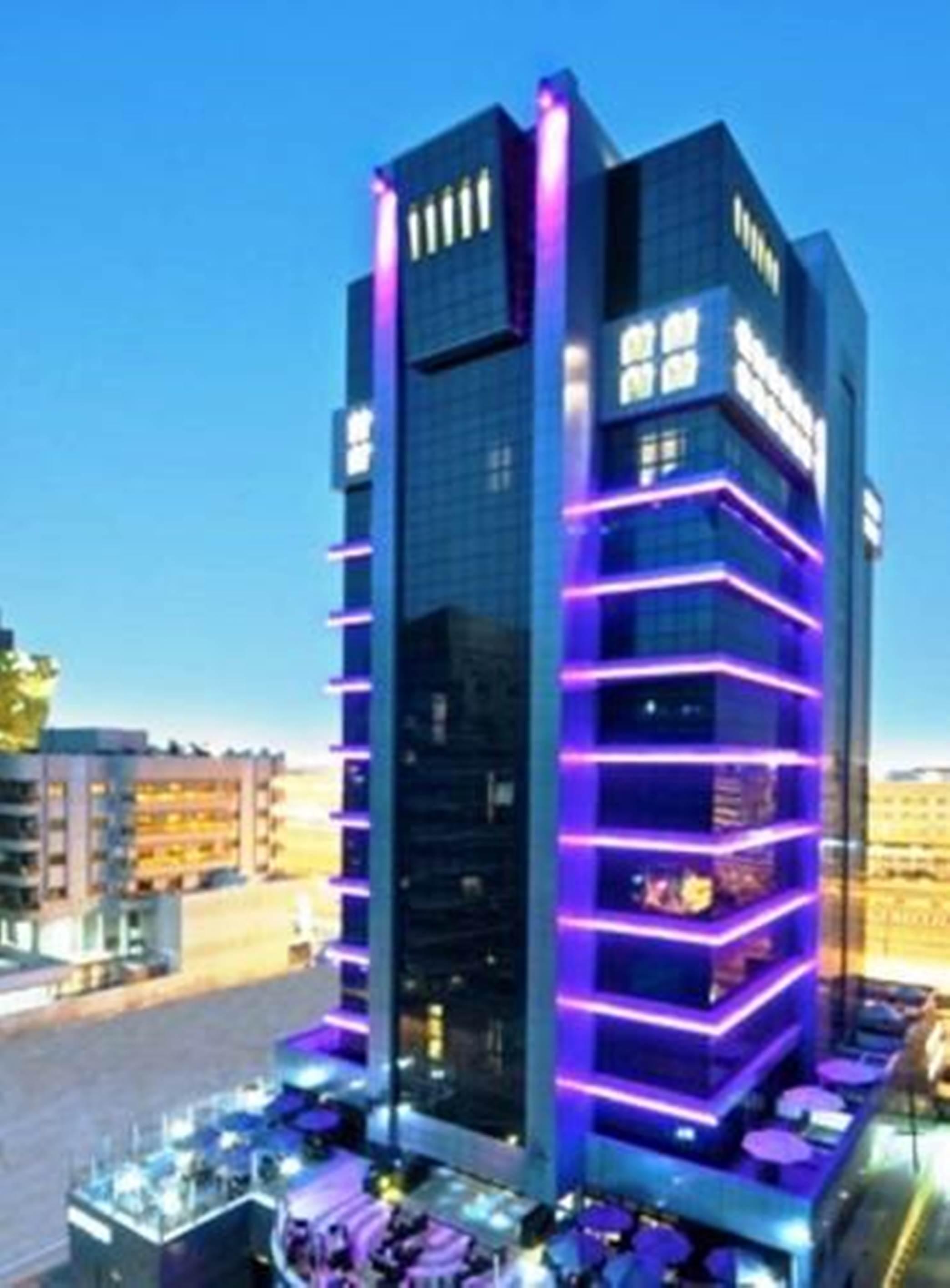 Halo Hotel Dubai Exterior foto