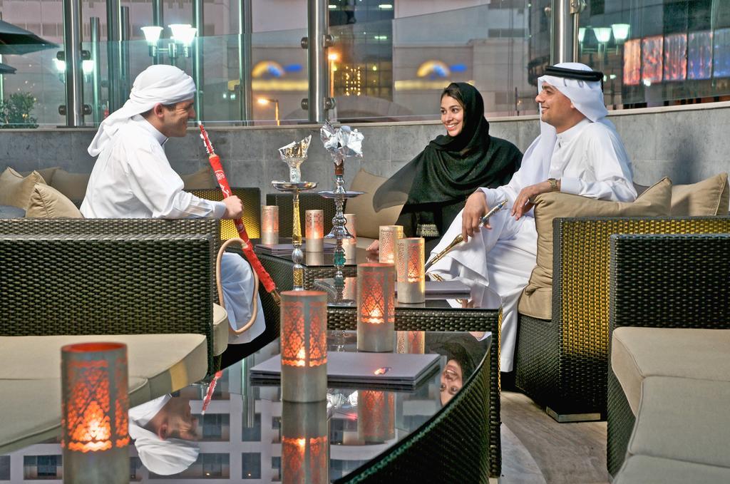 Halo Hotel Dubai Exterior foto