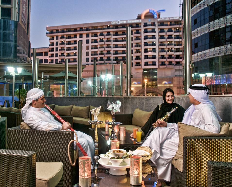 Halo Hotel Dubai Exterior foto
